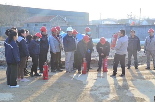 ultime notizie aziendali su L'industria di Qingzhou Jinhao ed il Co. commerciale, srl organizza gli impiegati per svolgere le esercitazioni di emergenza per produzione della sicurezza