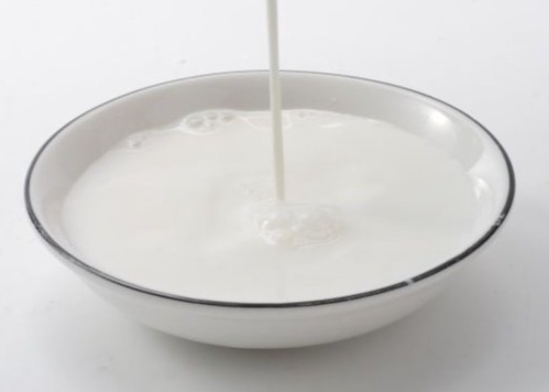 2024 Polymer Neutral AKD Agente di dimensionamento Industria cartacea Emulsione alchilcetina dimer