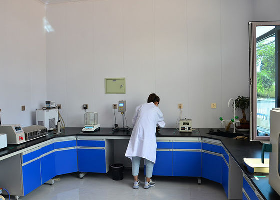 Omogeneizzazione ad alta pressione bianca di dimensione della colofonia dispersa 34% dell'emulsione 50cps
