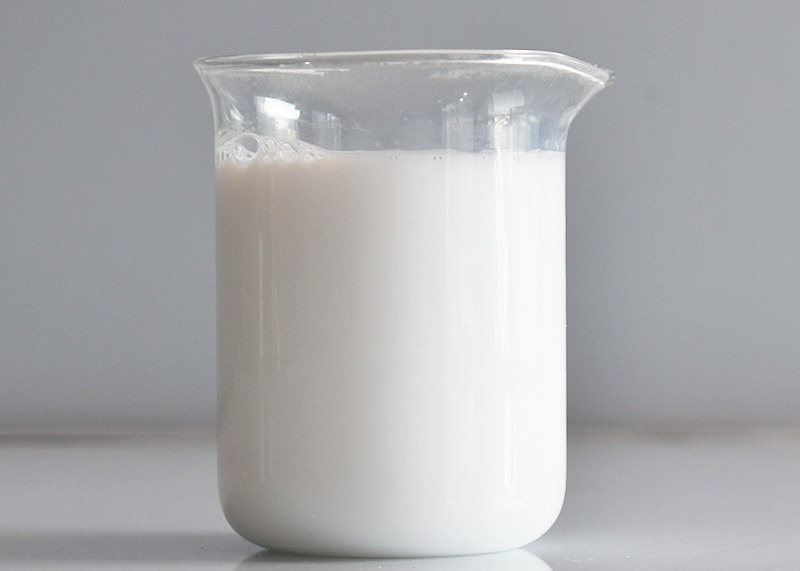 Aiuto bianco organico JH-8501 liquido di conservazione del polimero dell'emulsione per la fabbricazione della pasta e della carta