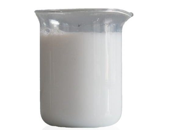 Antischiuma di spappolamento bianco dell'emulsione JH-901B per polpa che fa nella fabbricazione di carta elaborando